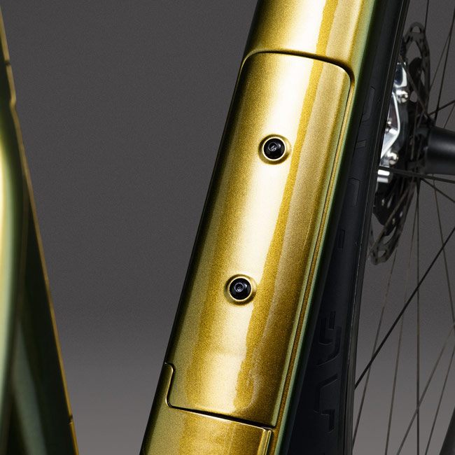 Enve Fray - In-Frame Storage Options